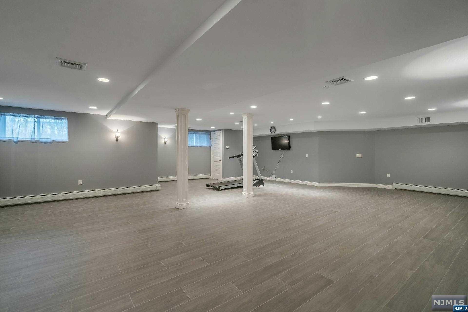 57 Fairmount Place
