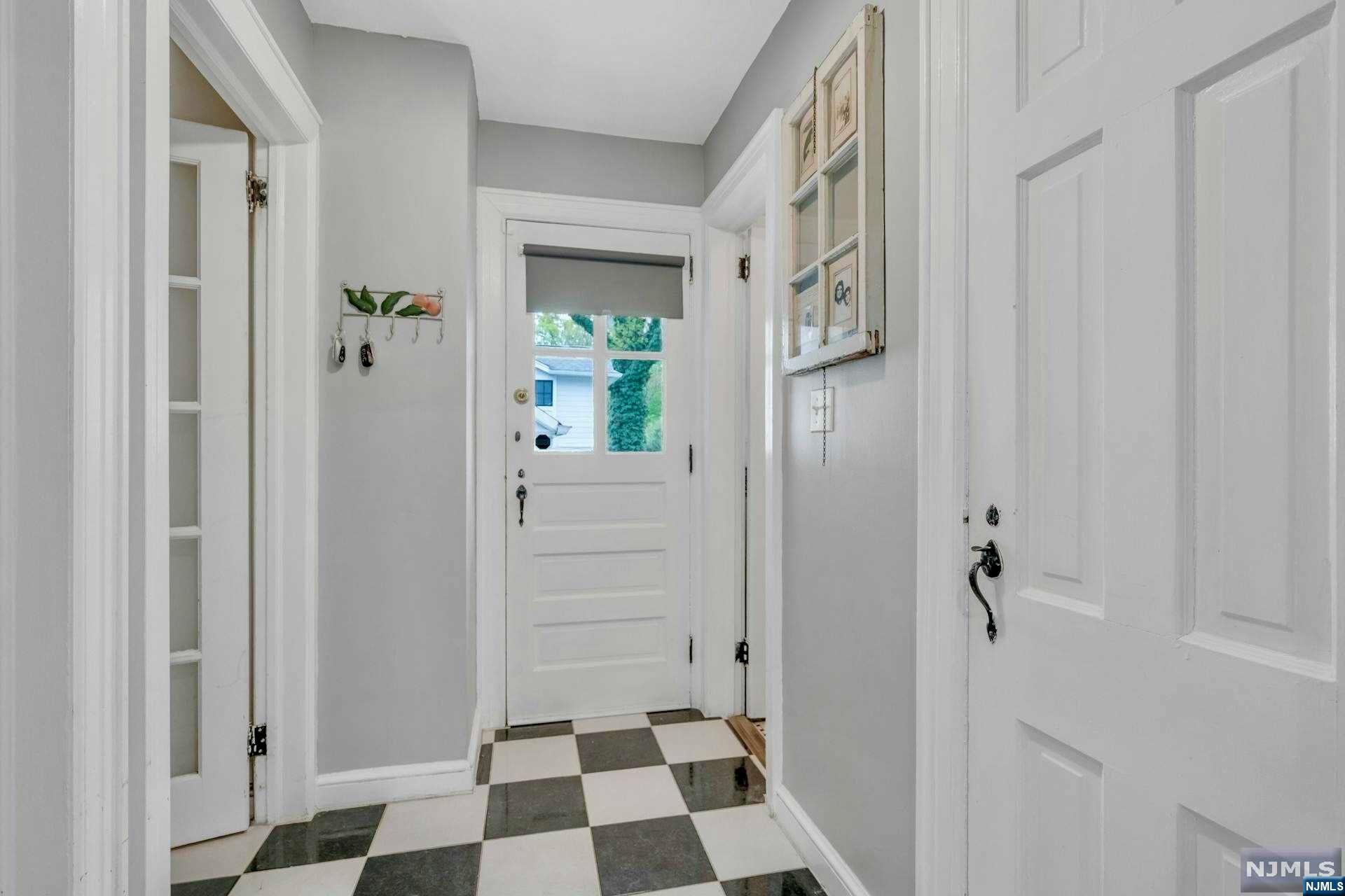 14 Taillon Terrace