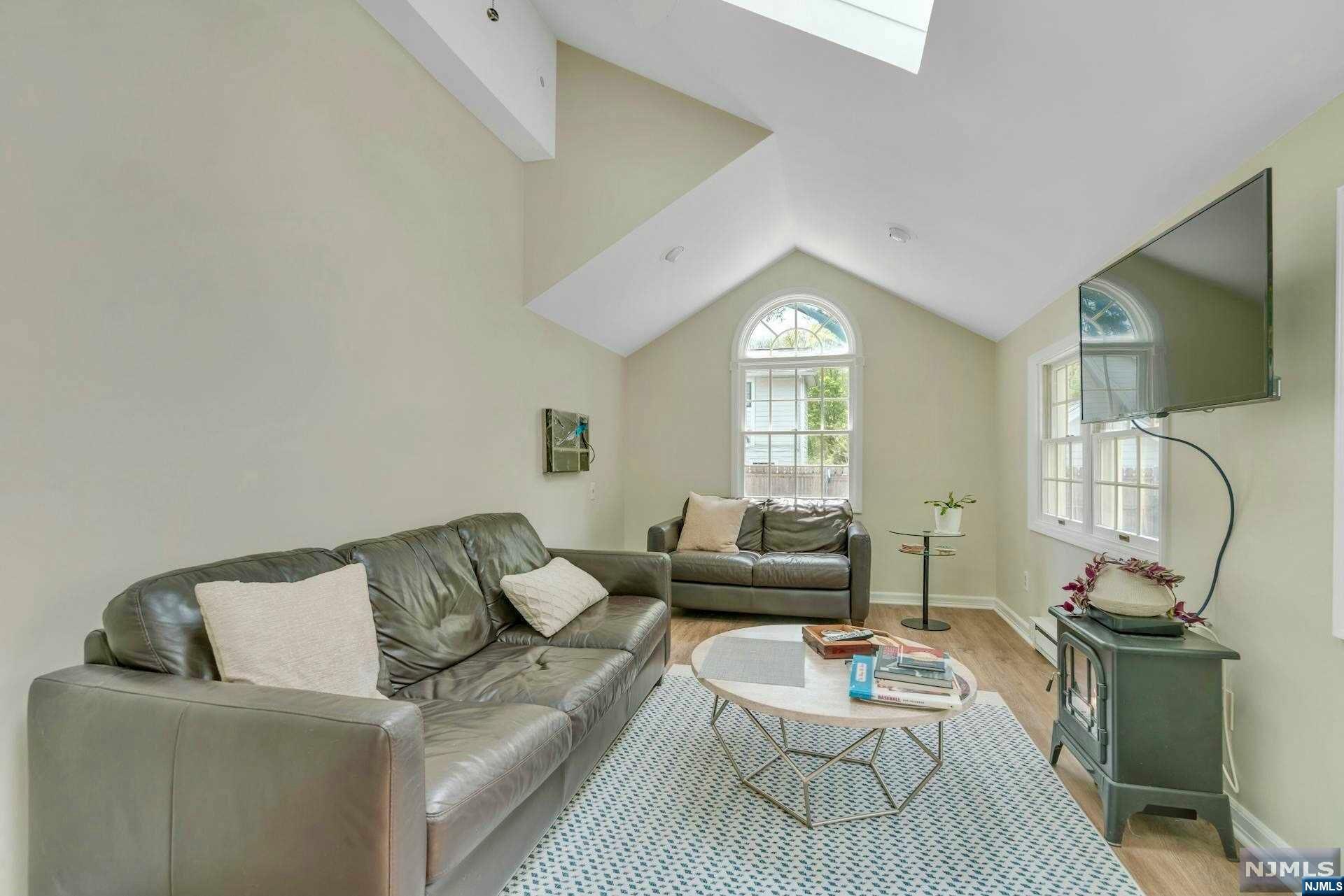 14 Taillon Terrace