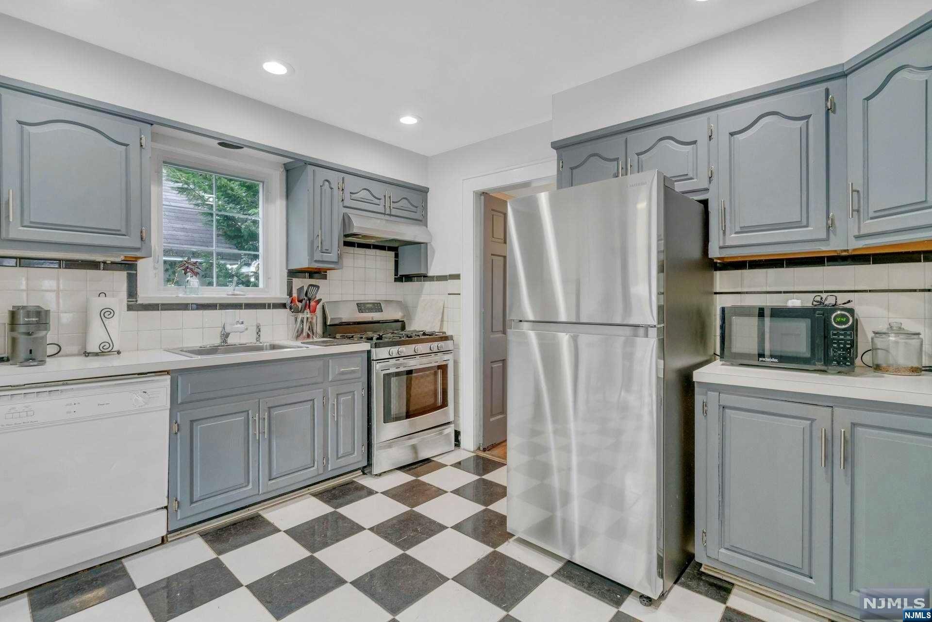 14 Taillon Terrace