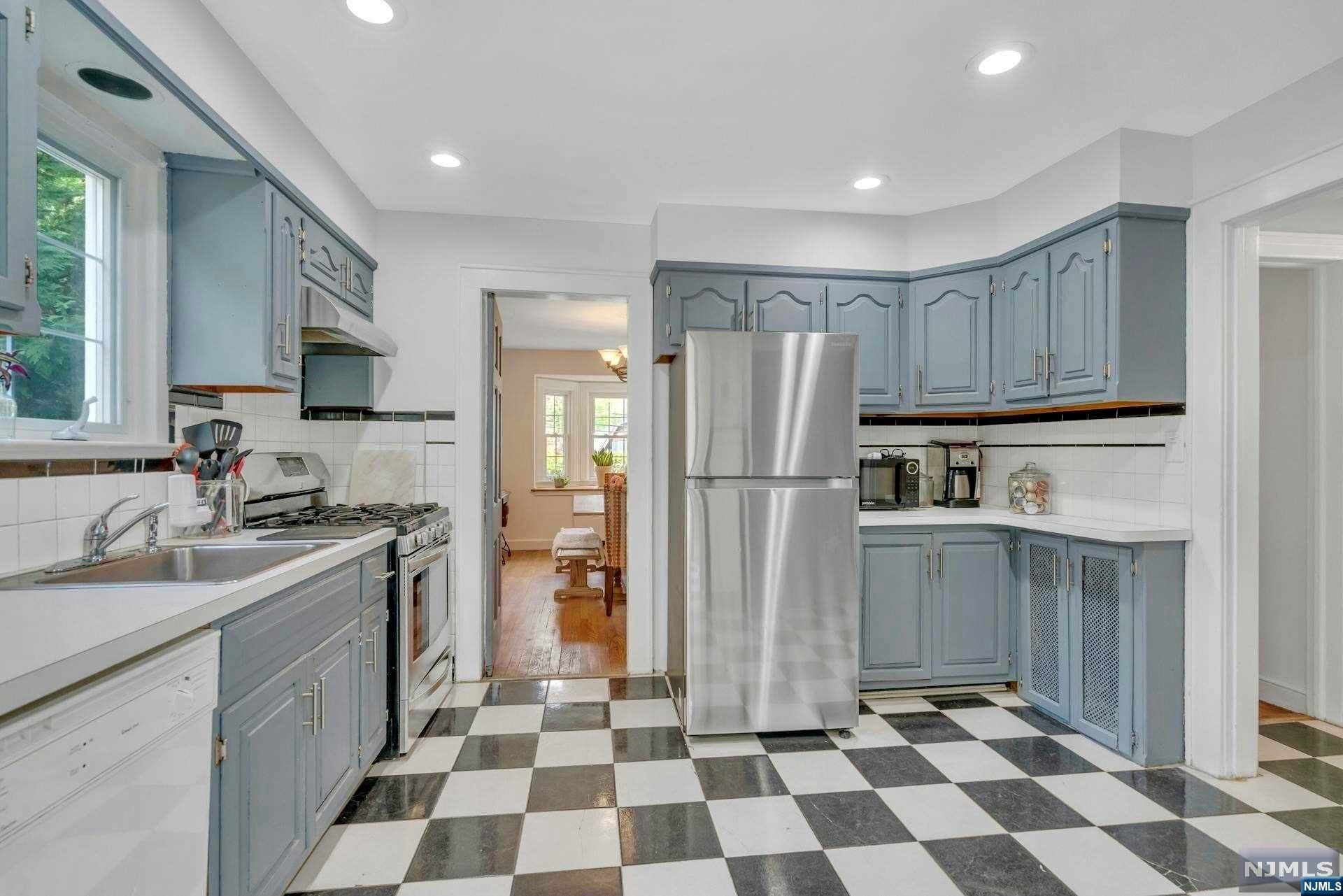 14 Taillon Terrace