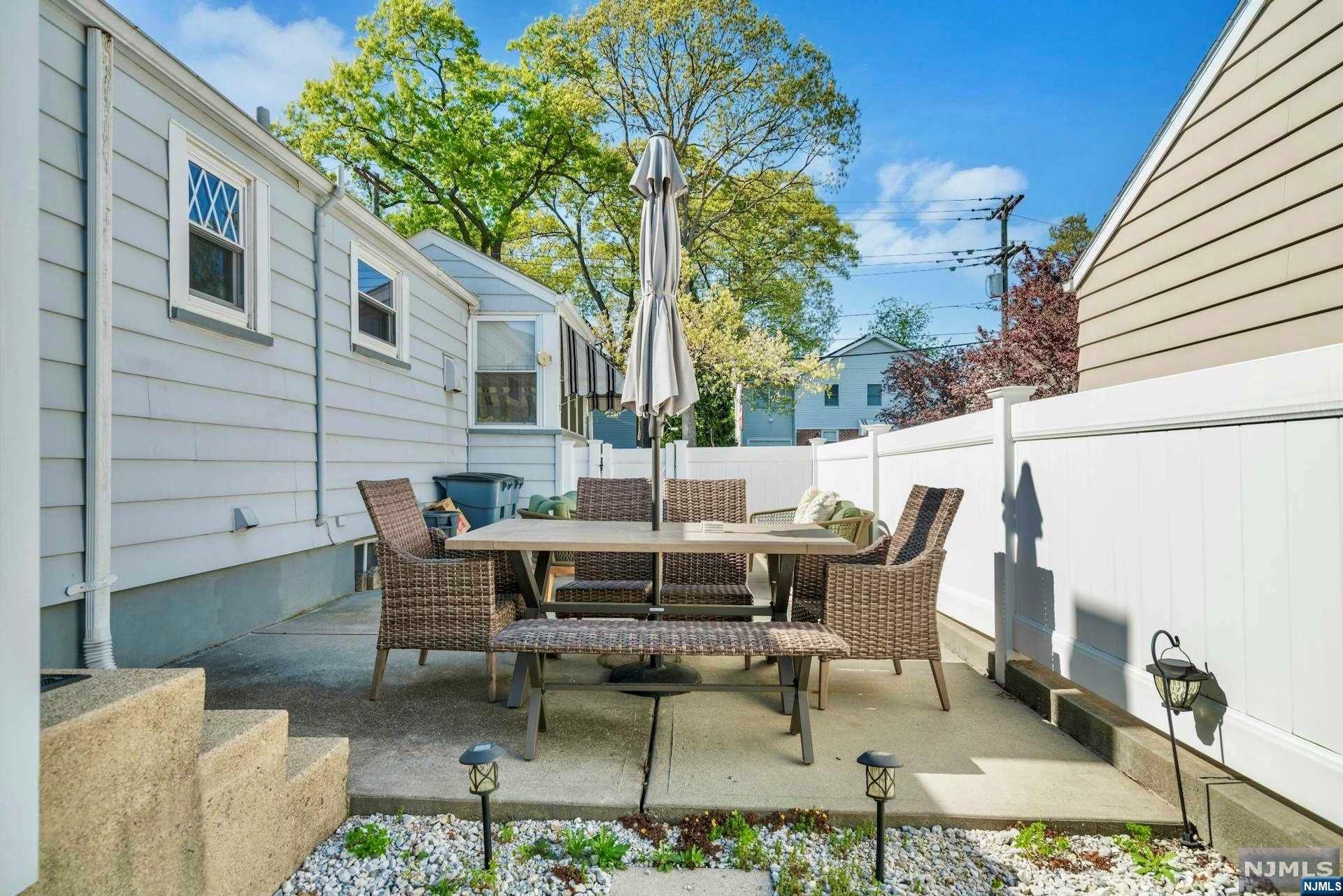 00-07 Midland Avenue