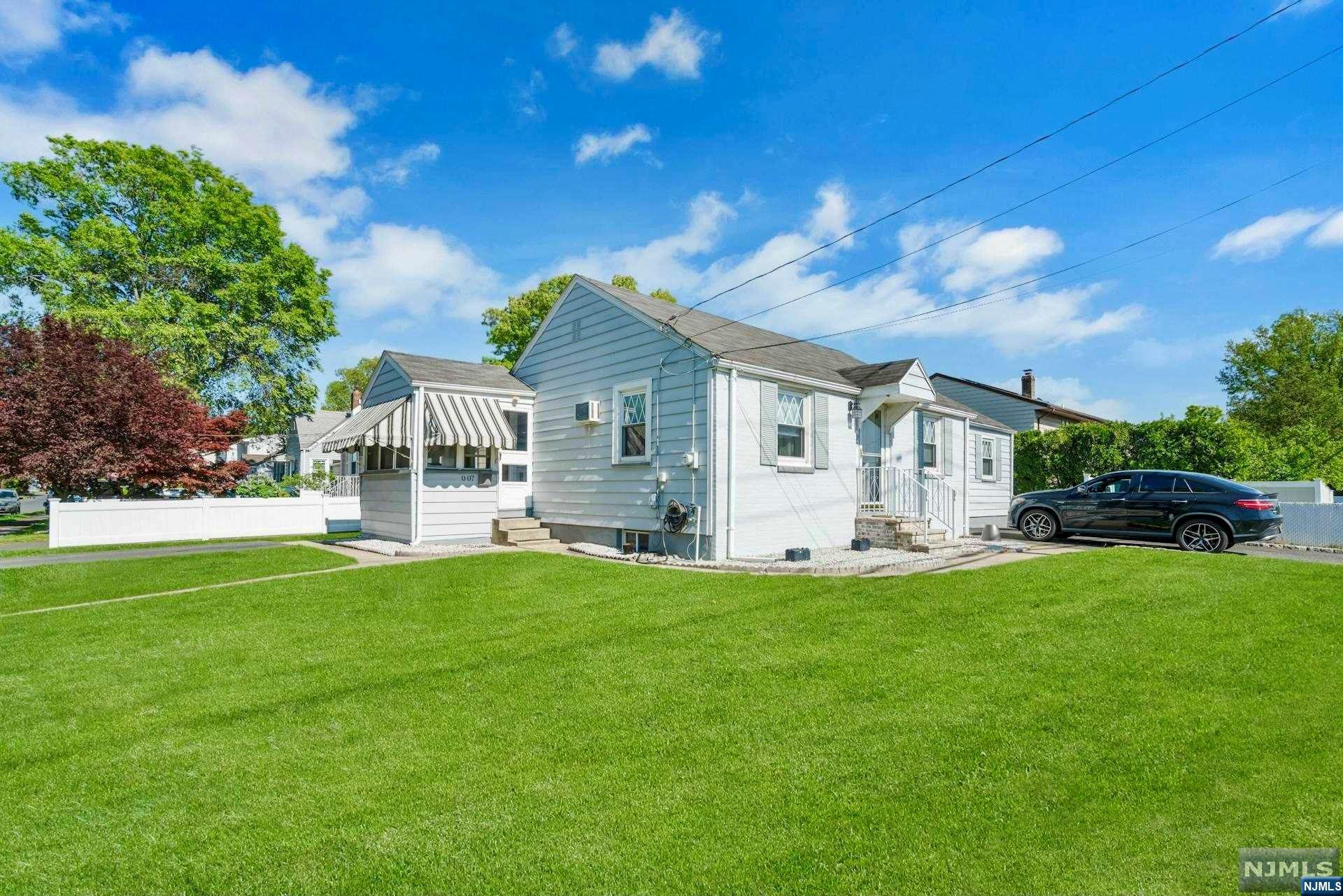 00-07 Midland Avenue