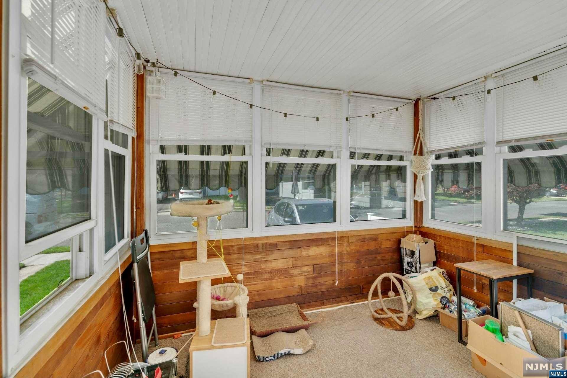 00-07 Midland Avenue