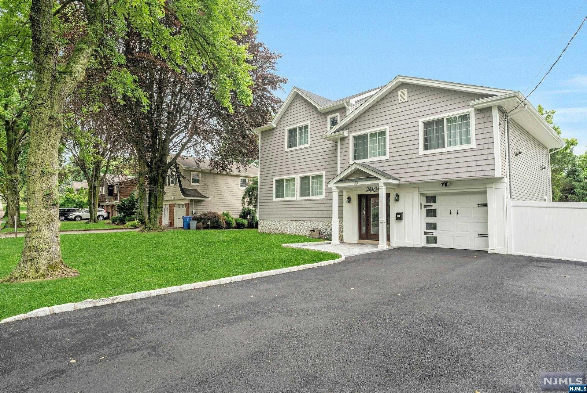 30 Hemlock Drive