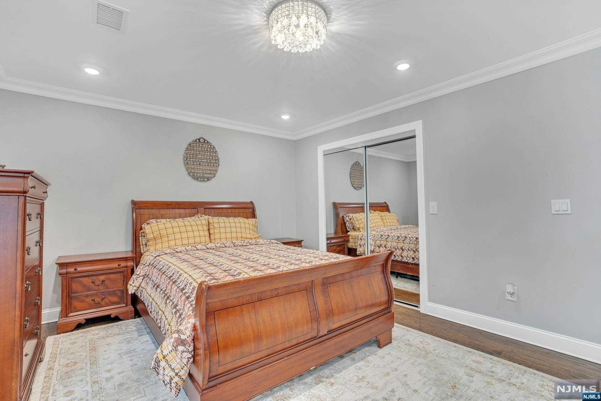 30 Hemlock Drive