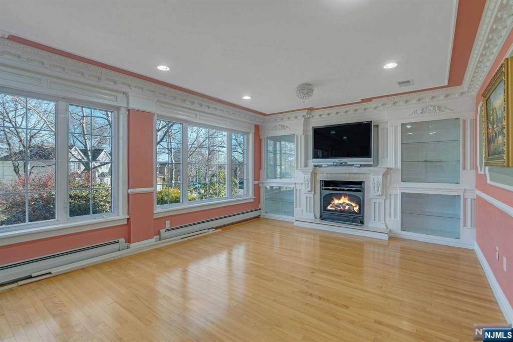 238 Addison Place