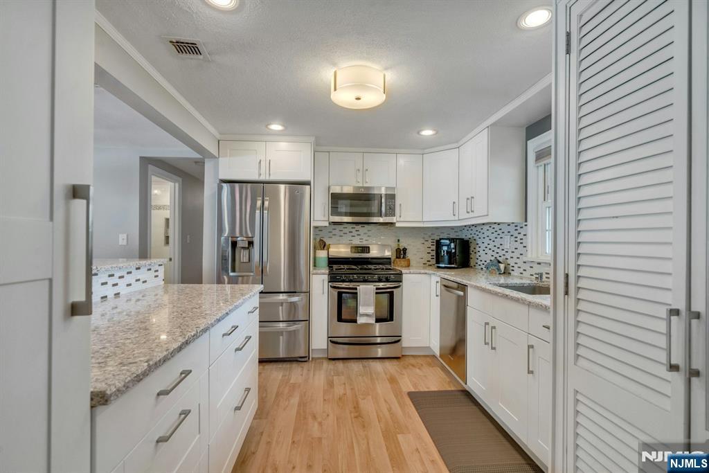 16 Sullivan Drive