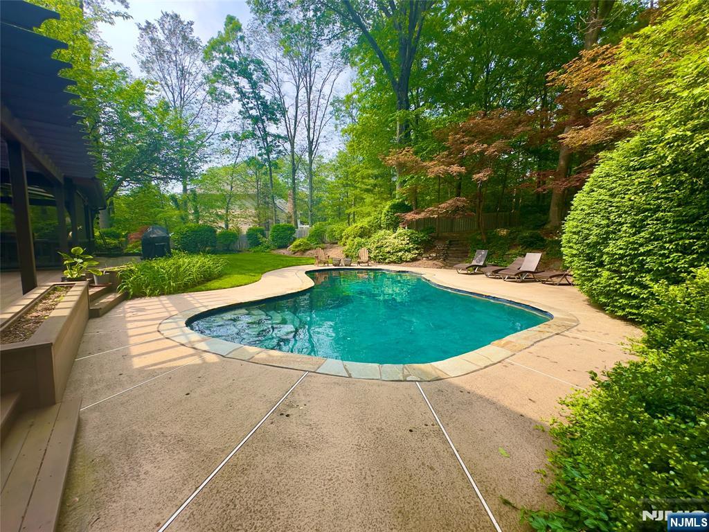717 Ashmont Road