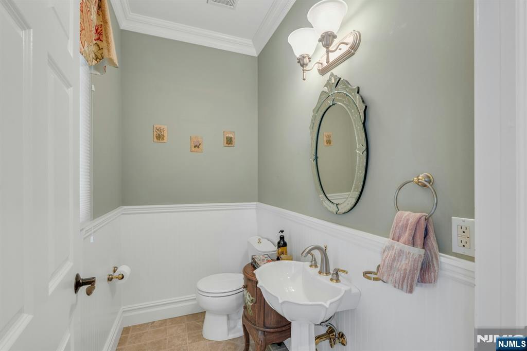 502 Timberline Drive