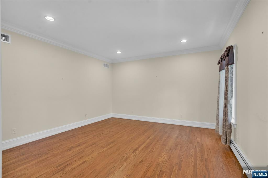 83 Chestnut Ridge Road