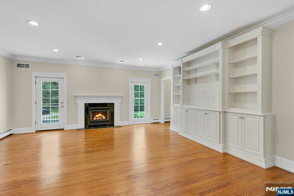 83 Chestnut Ridge Road