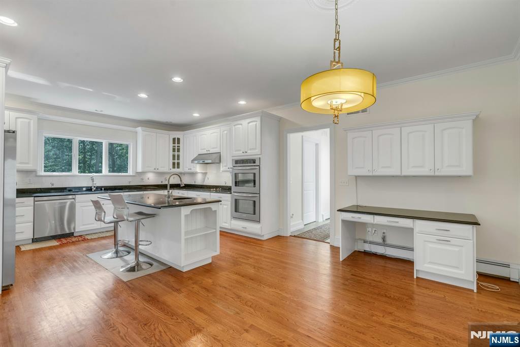 83 Chestnut Ridge Road