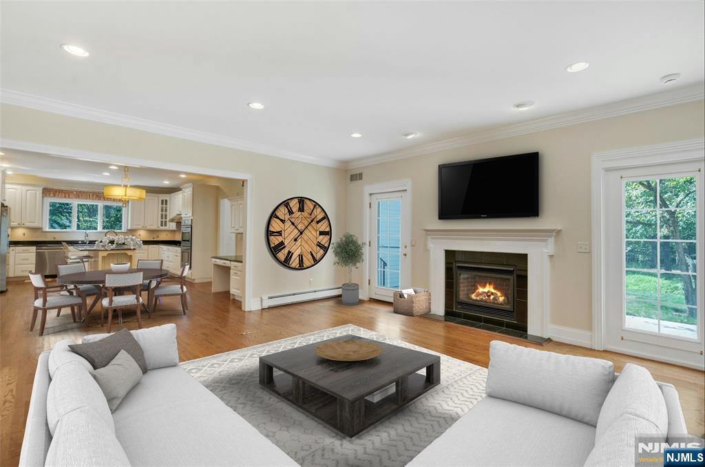 83 Chestnut Ridge Road