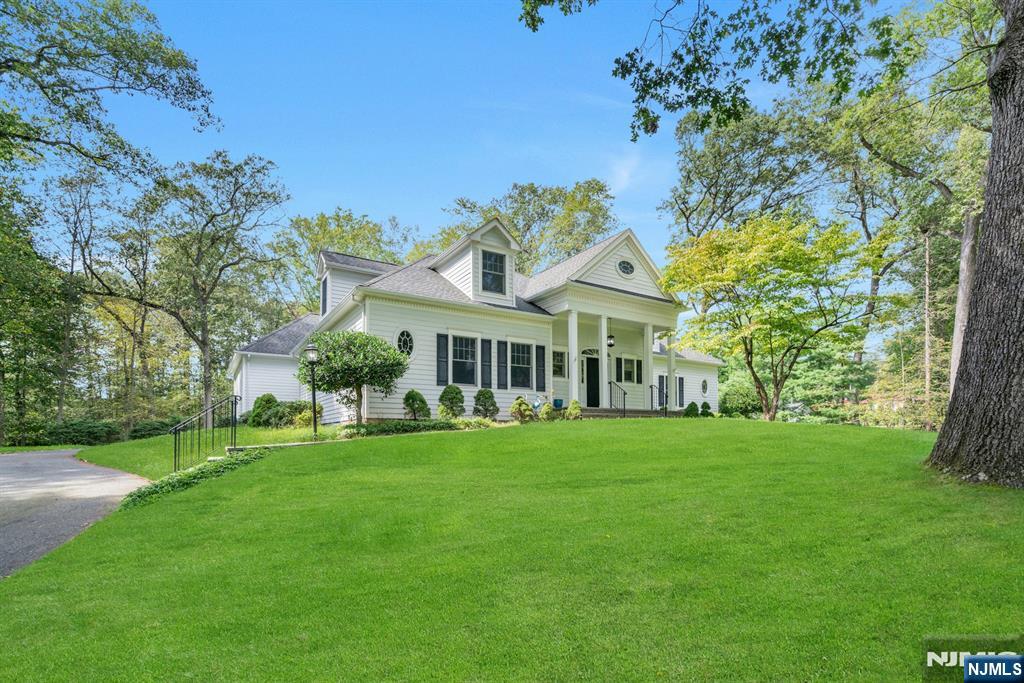 83 Chestnut Ridge Road