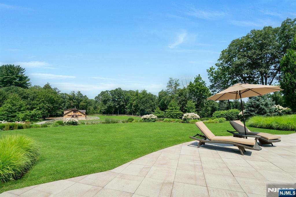 123 E Saddle River Road