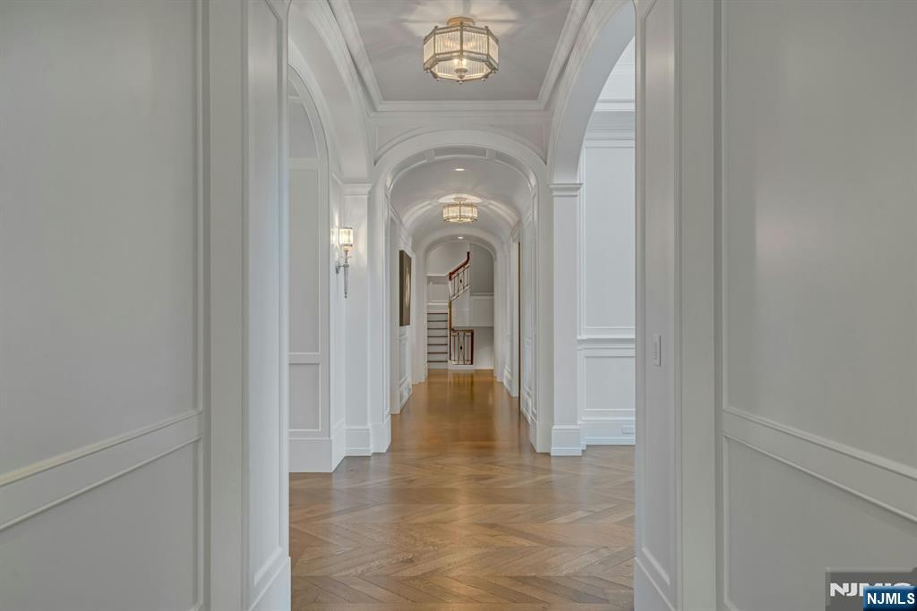 123 E Saddle River Road