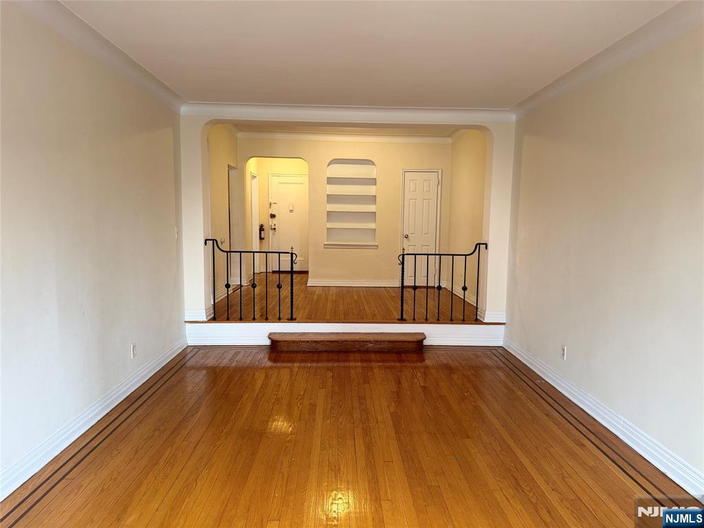 100 Prospect Avenue 2L