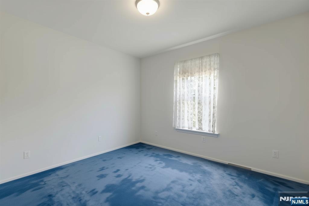 14 Summit Court