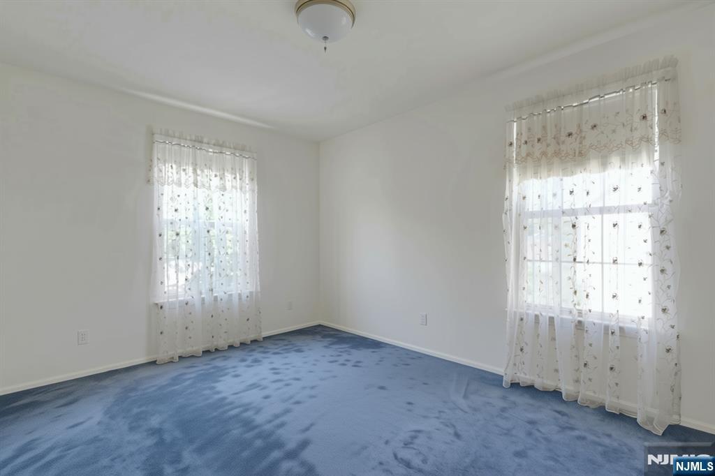 14 Summit Court