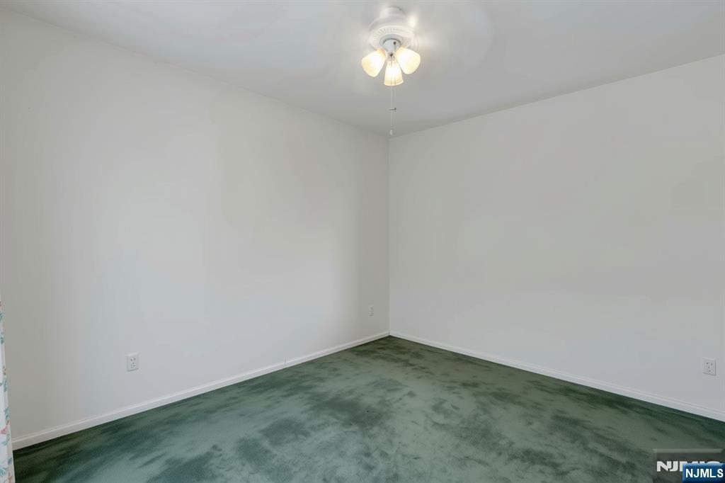 14 Summit Court