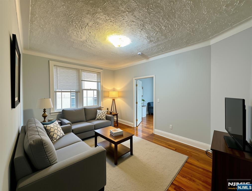 7435 Boulevard 309
