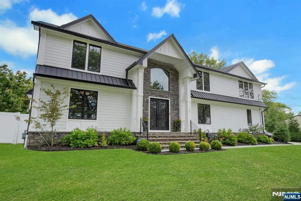 207 Wilsey Court
