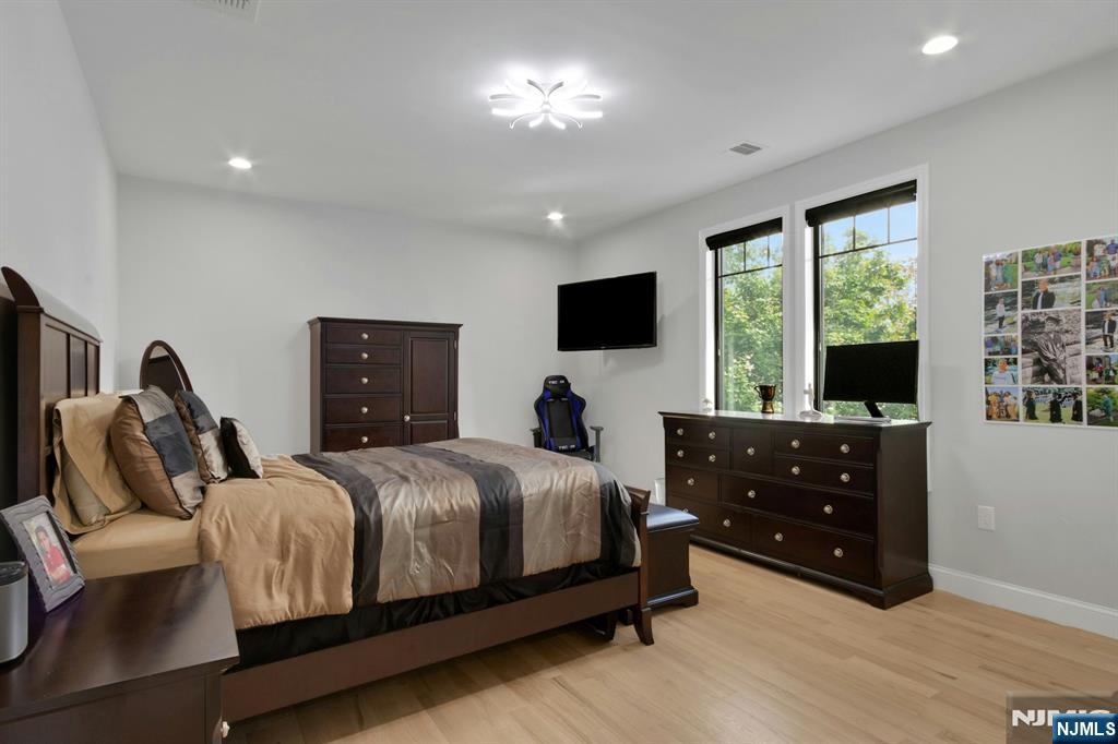 207 Wilsey Court