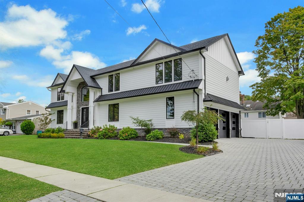 207 Wilsey Court