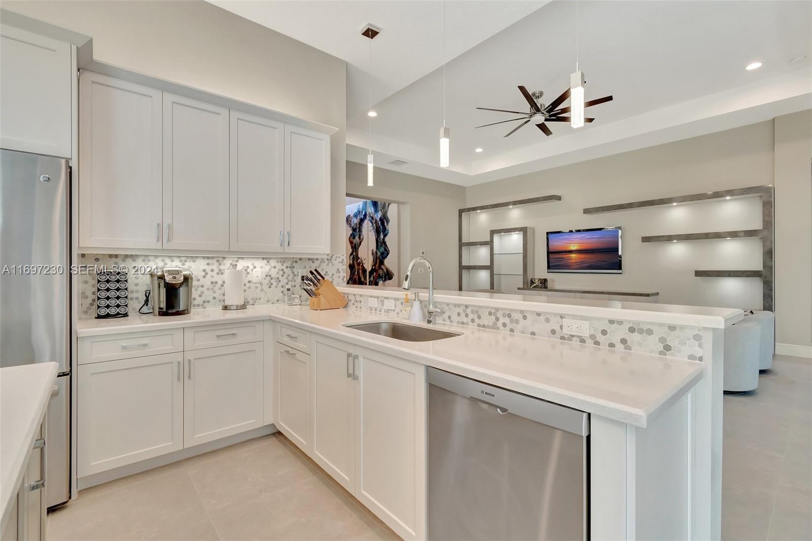 8959 Golden Mountain Circle