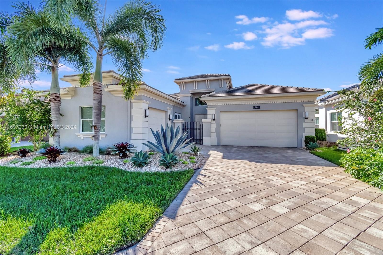 8959 Golden Mountain Circle