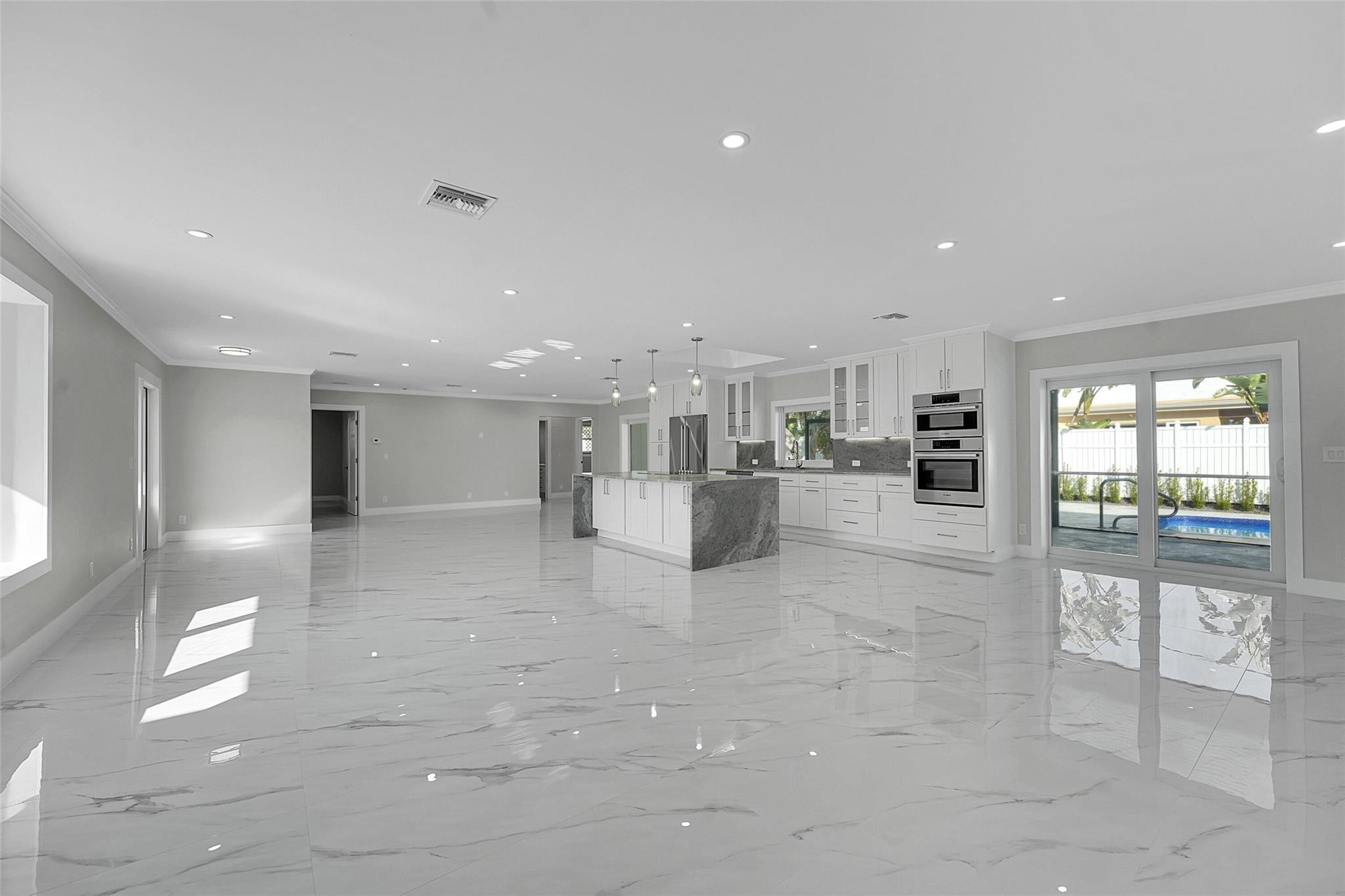 1190 Dolphin Road