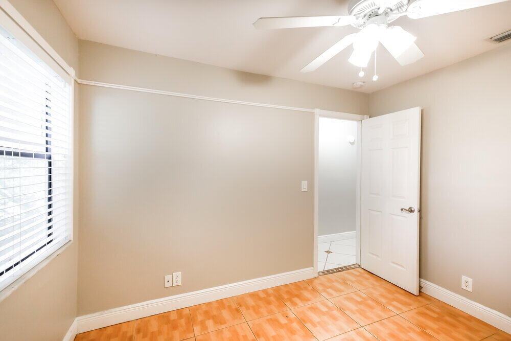 11235 NW 43rd Place