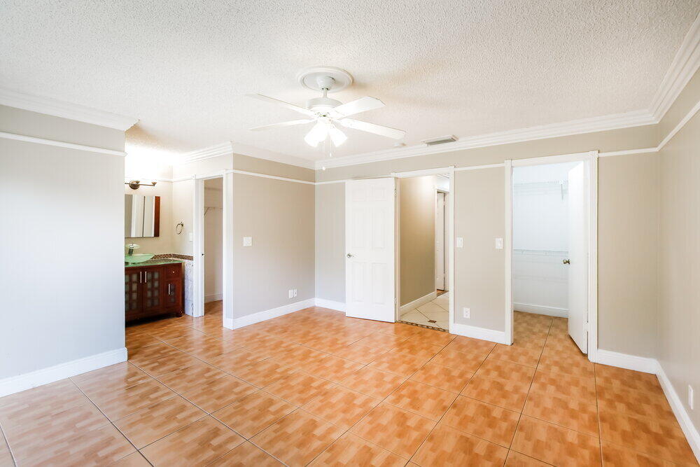 11235 NW 43rd Place
