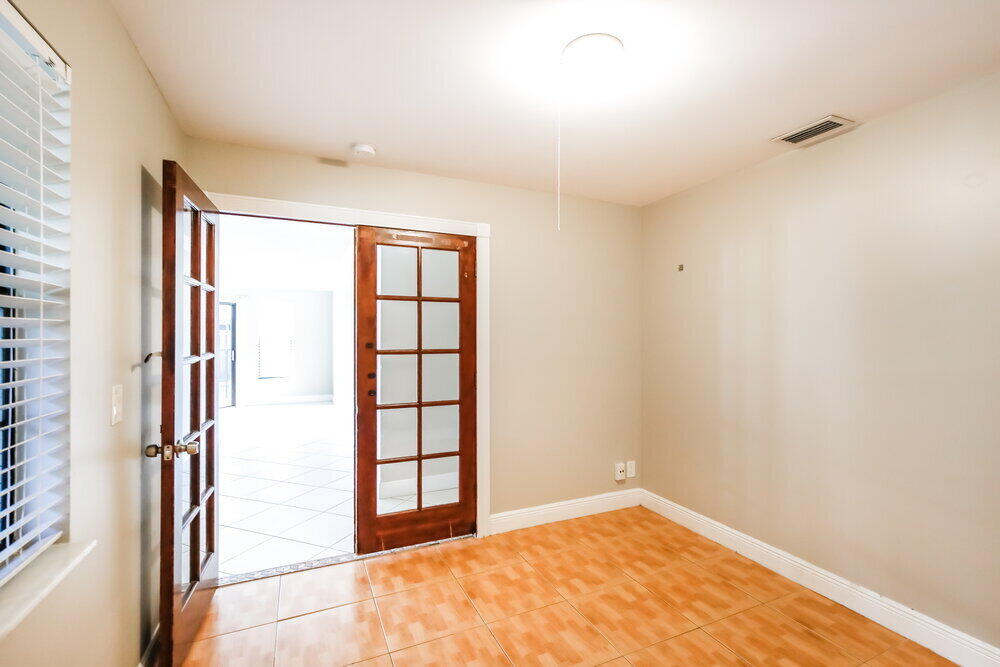 11235 NW 43rd Place