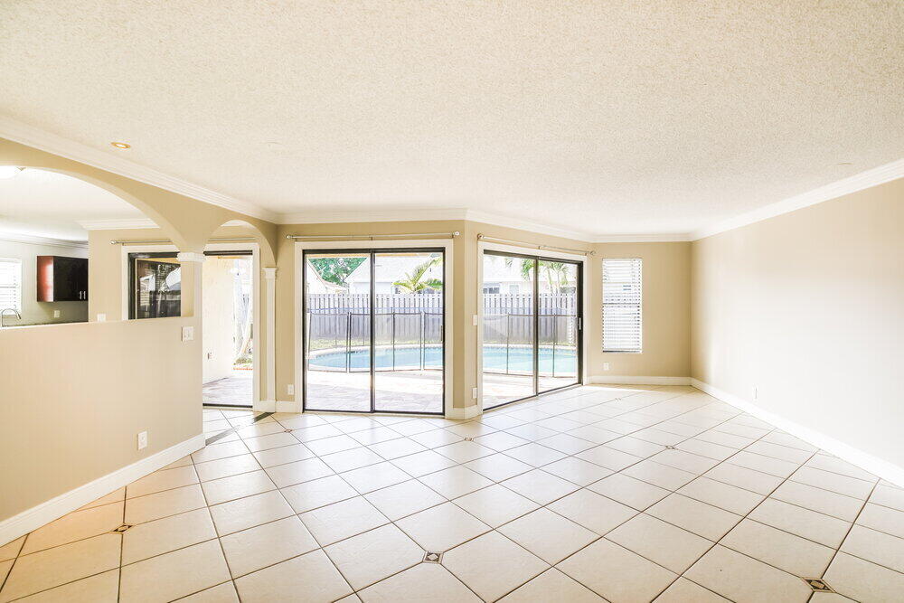 11235 NW 43rd Place