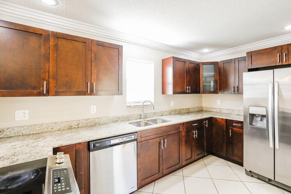 11235 NW 43rd Place
