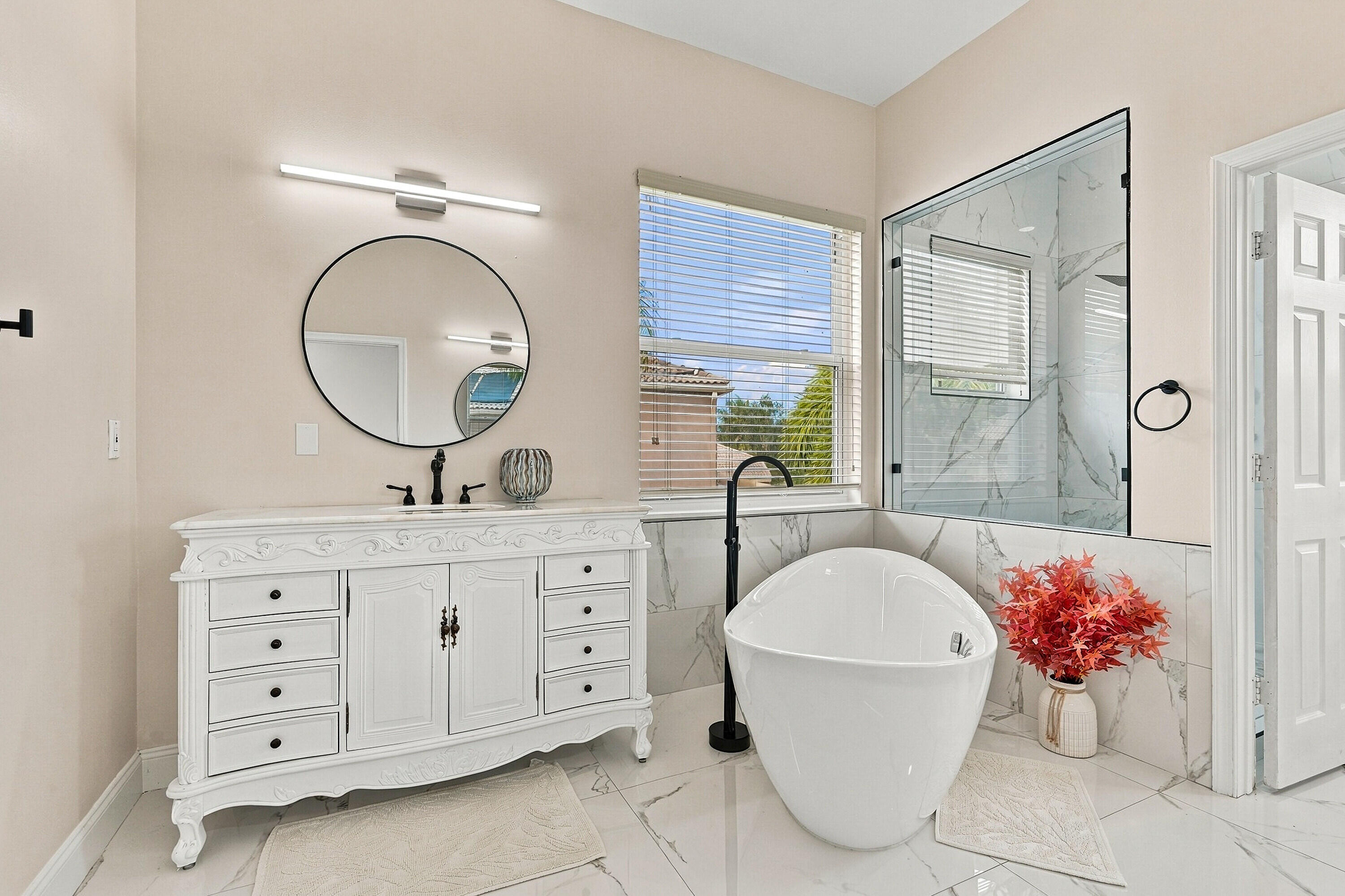 2755 MISTY OAKS Circle