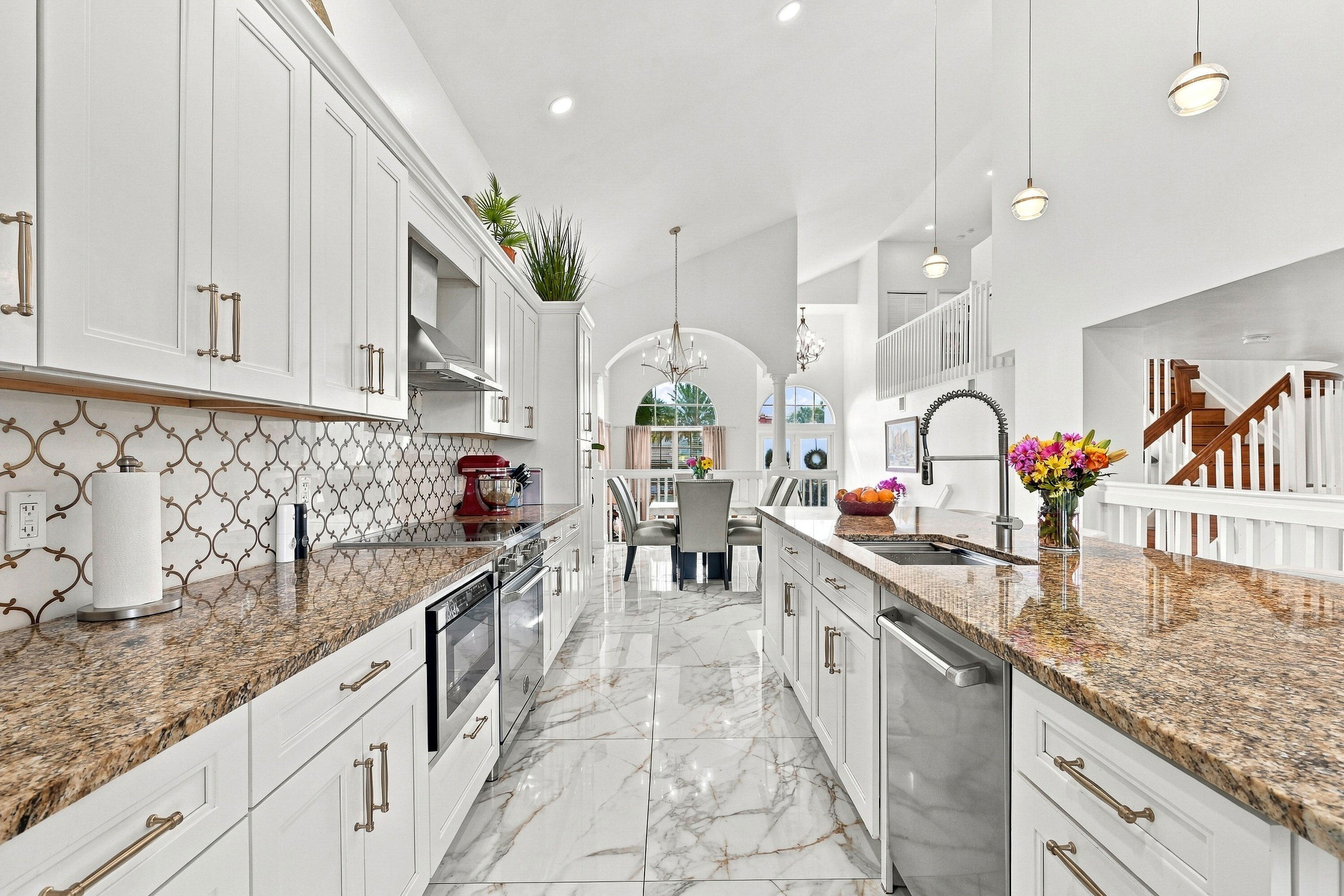 2755 MISTY OAKS Circle