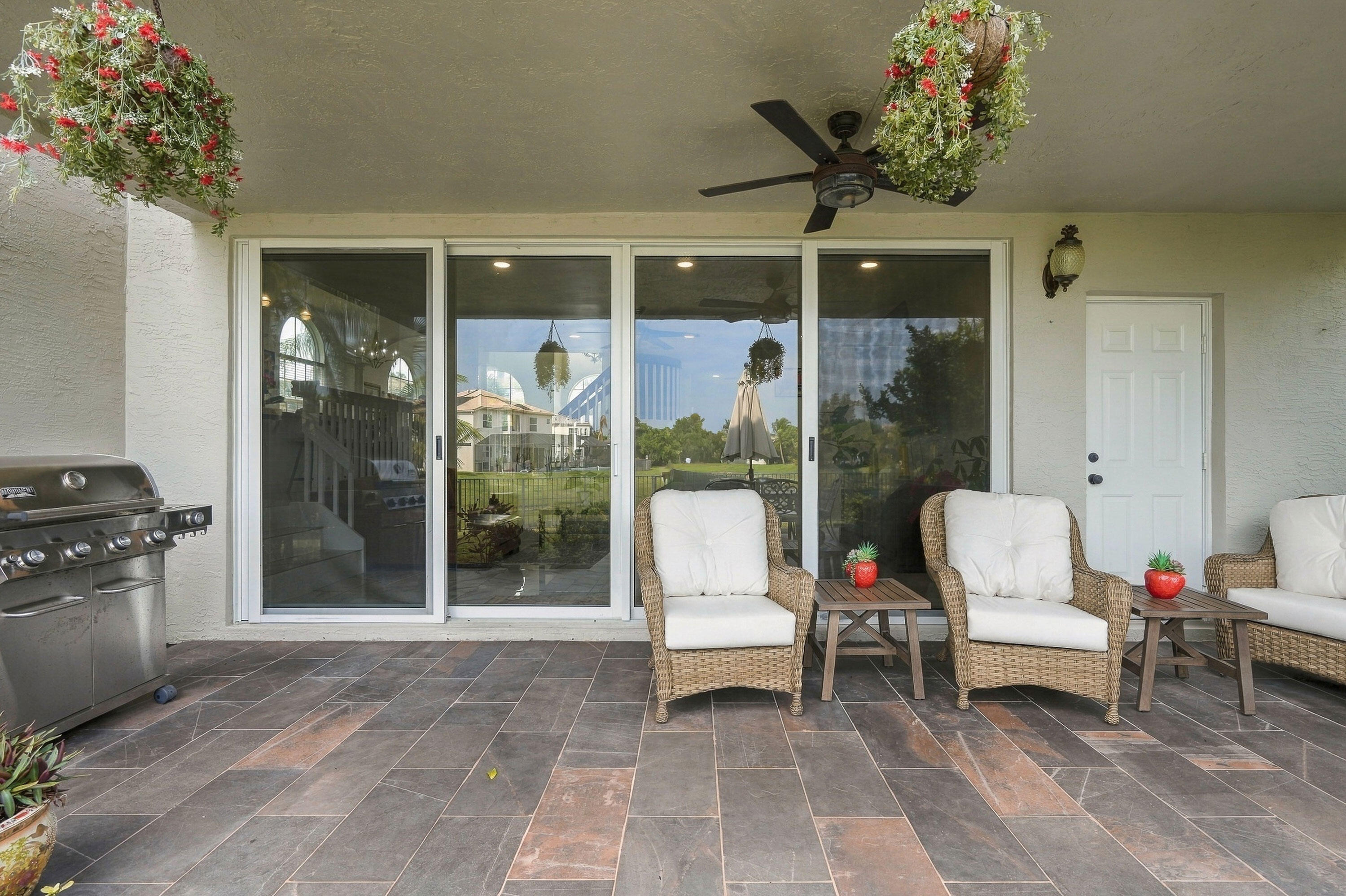 2755 MISTY OAKS Circle