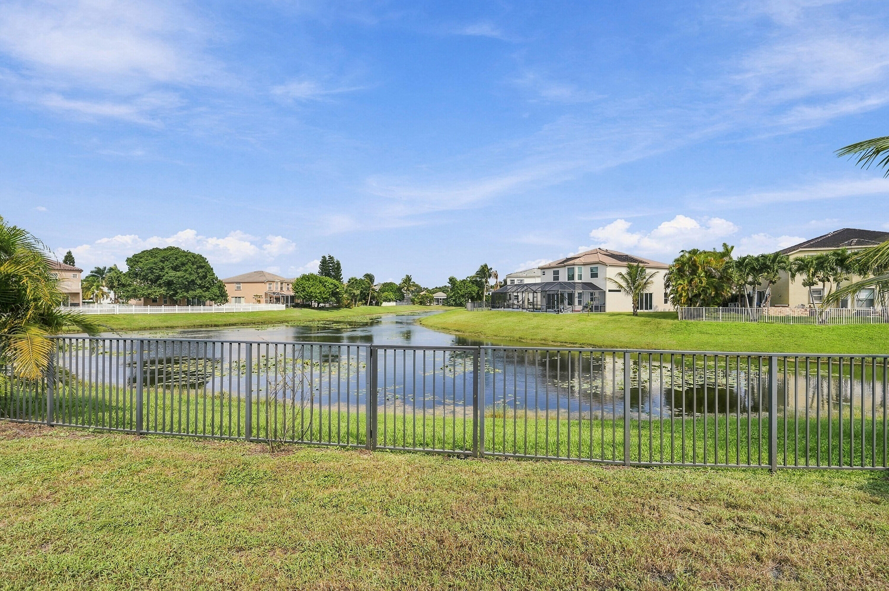 2755 MISTY OAKS Circle