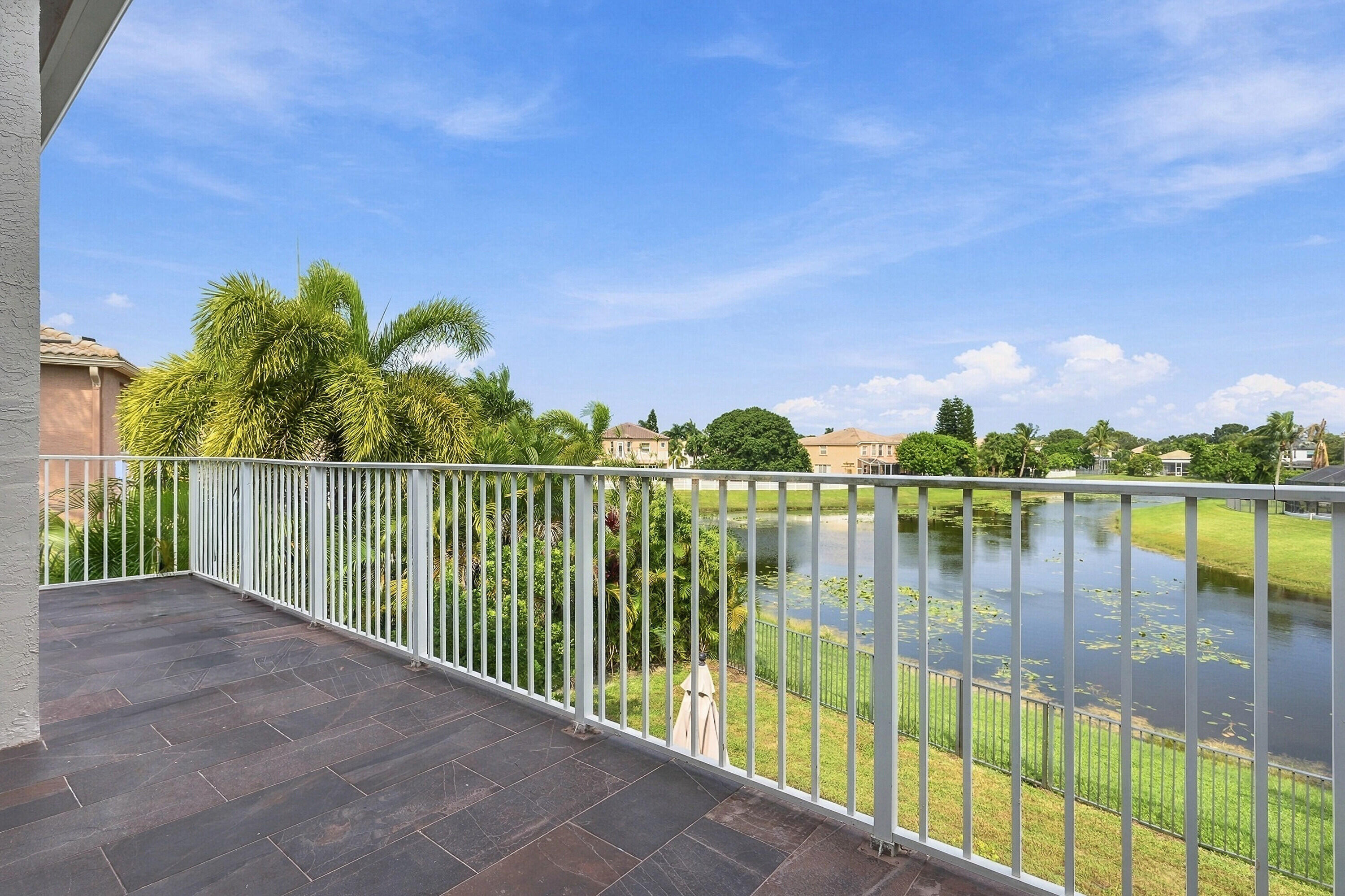 2755 MISTY OAKS Circle