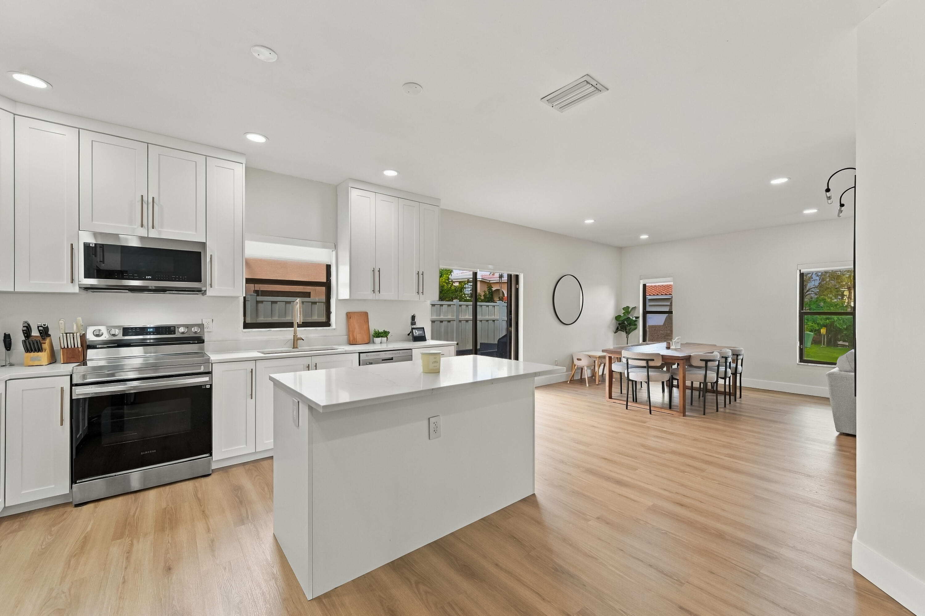 11109 NW 34TH Court