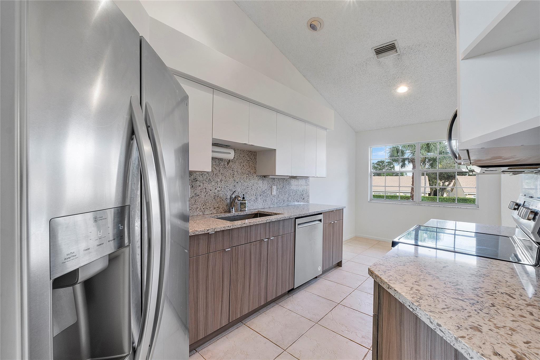 17274 Boca Club Boulavard 2303