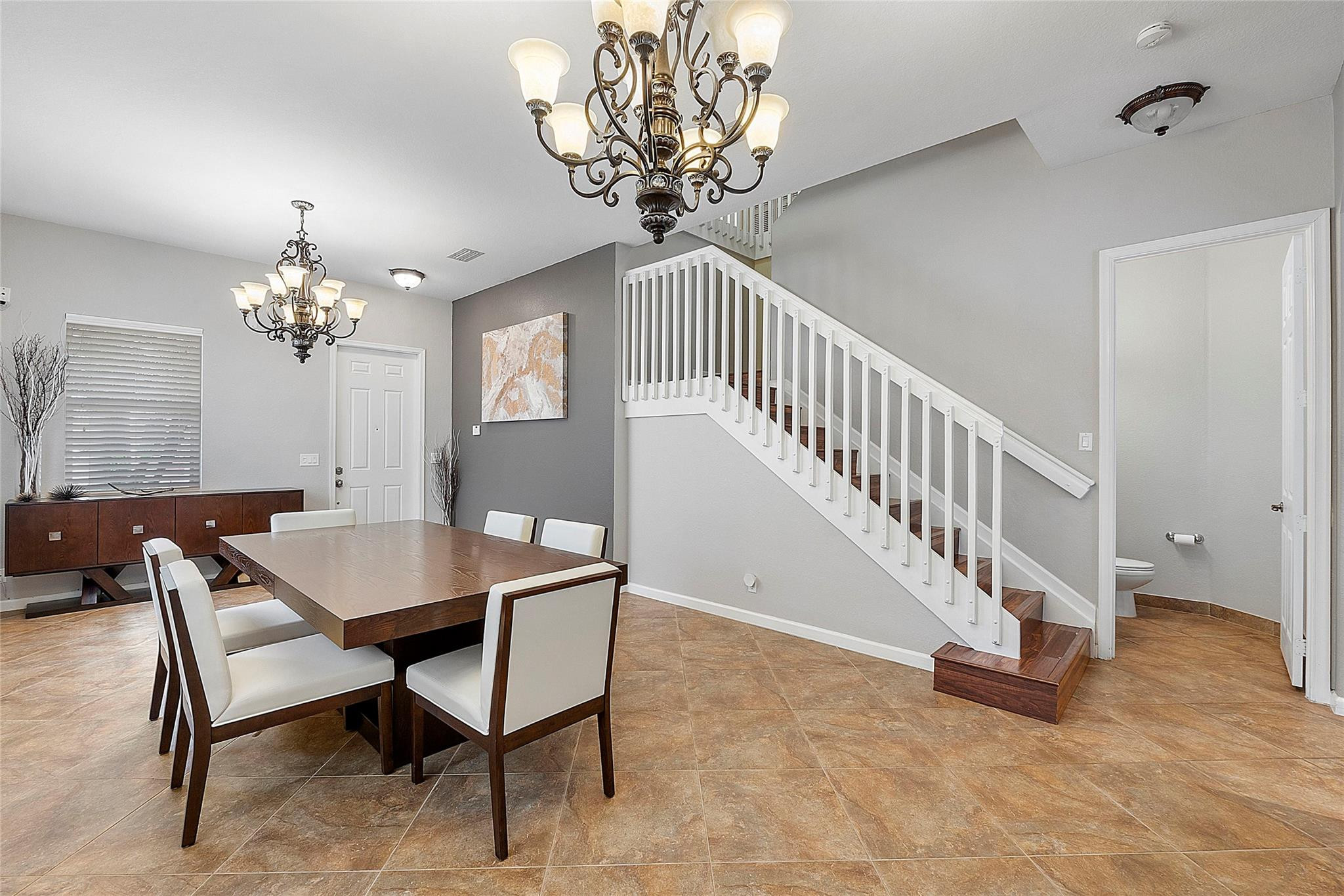 4320 Pomelo Boulevard