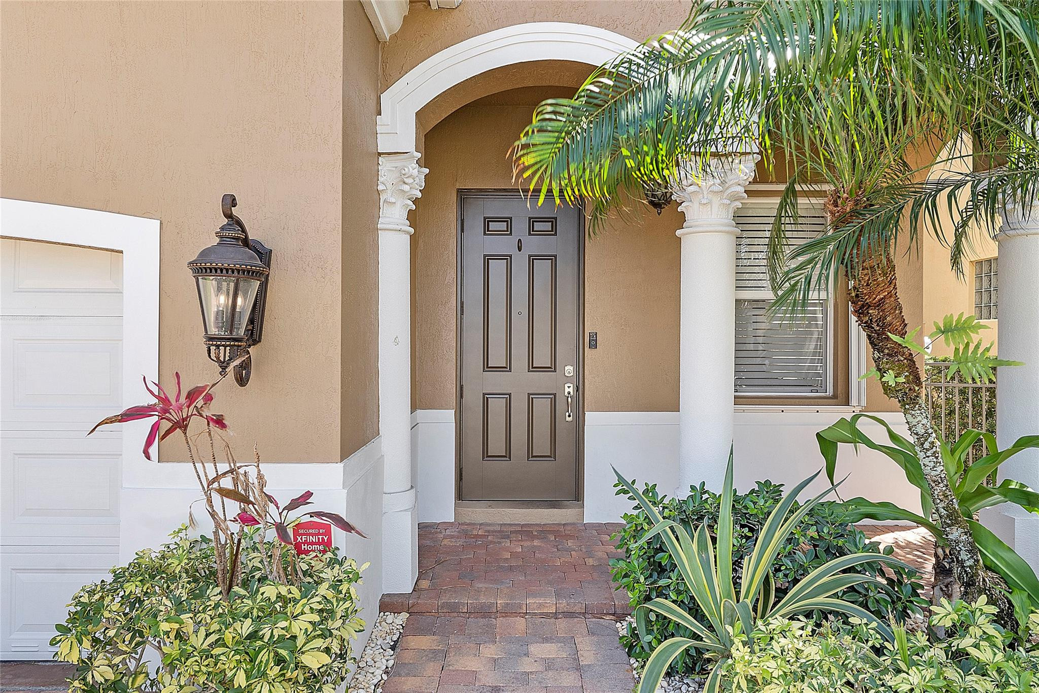 4320 Pomelo Boulevard