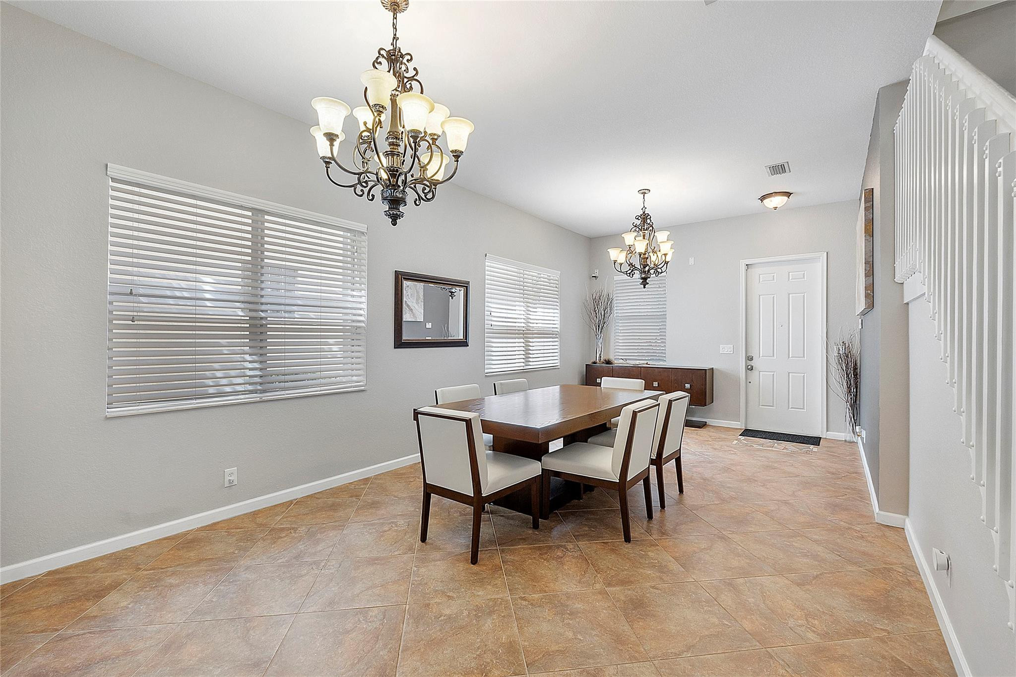 4320 Pomelo Boulevard