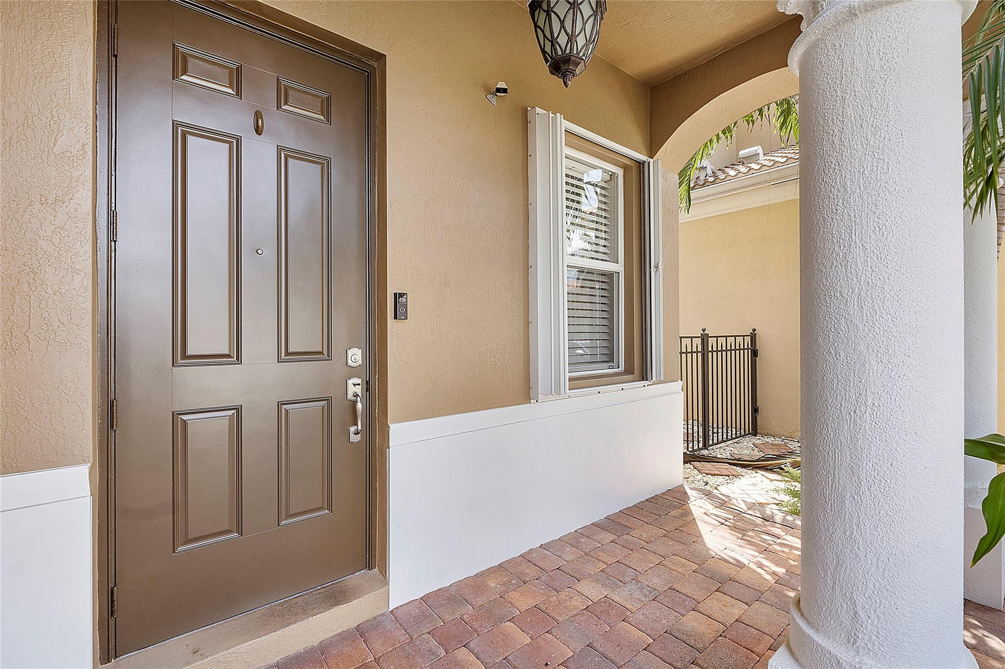 4320 Pomelo Boulevard