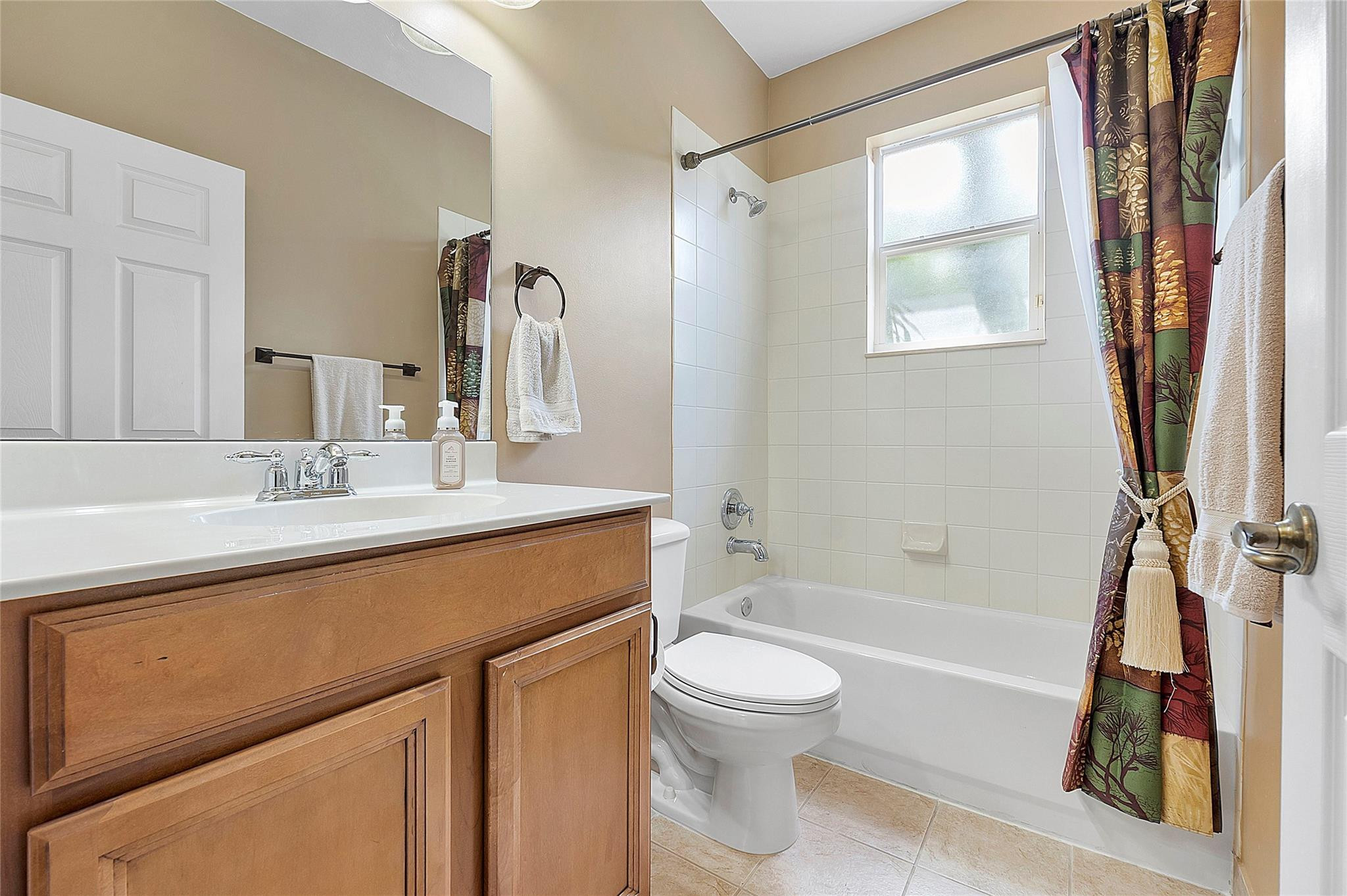 4320 Pomelo Boulevard