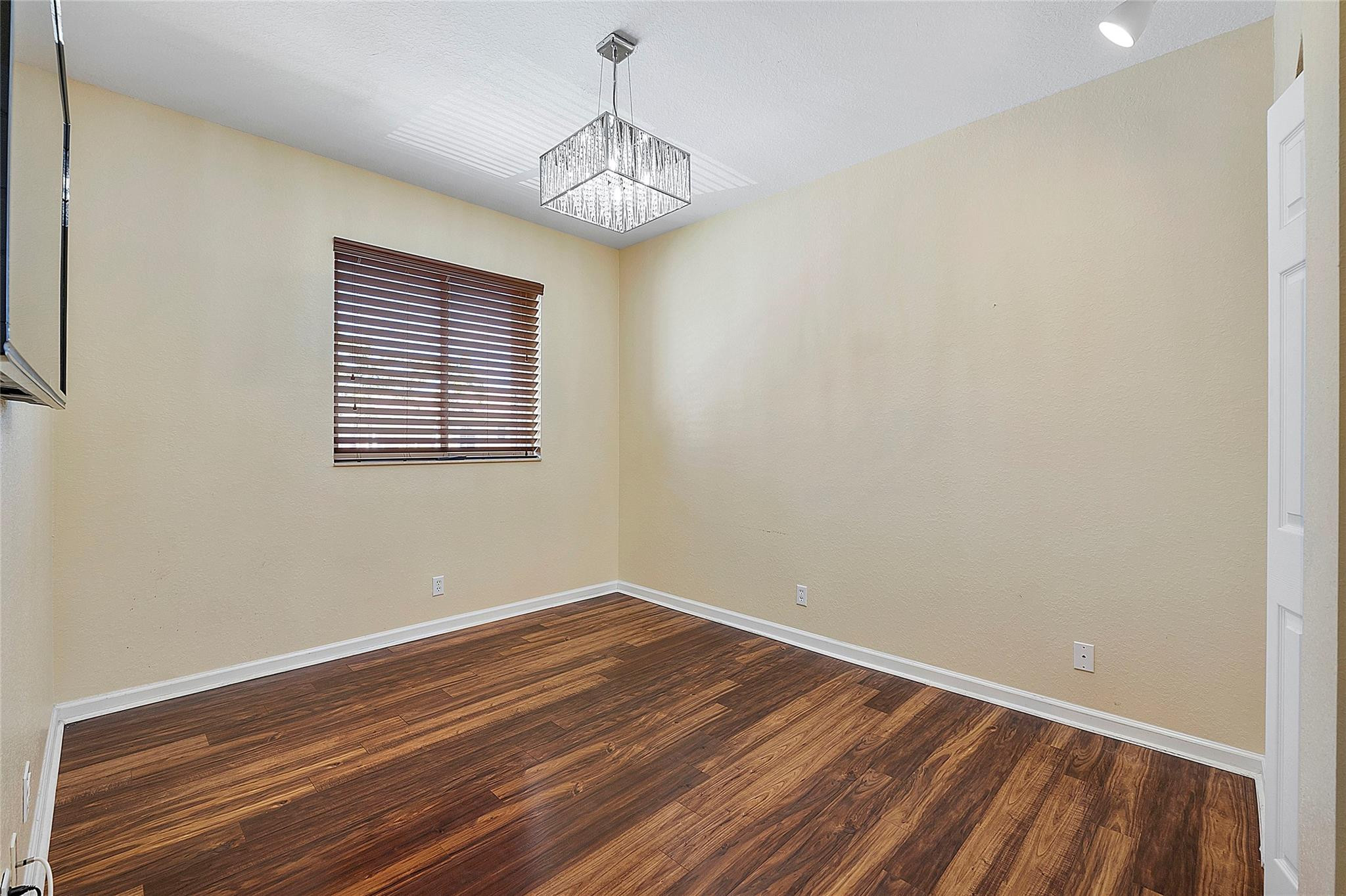 4320 Pomelo Boulevard